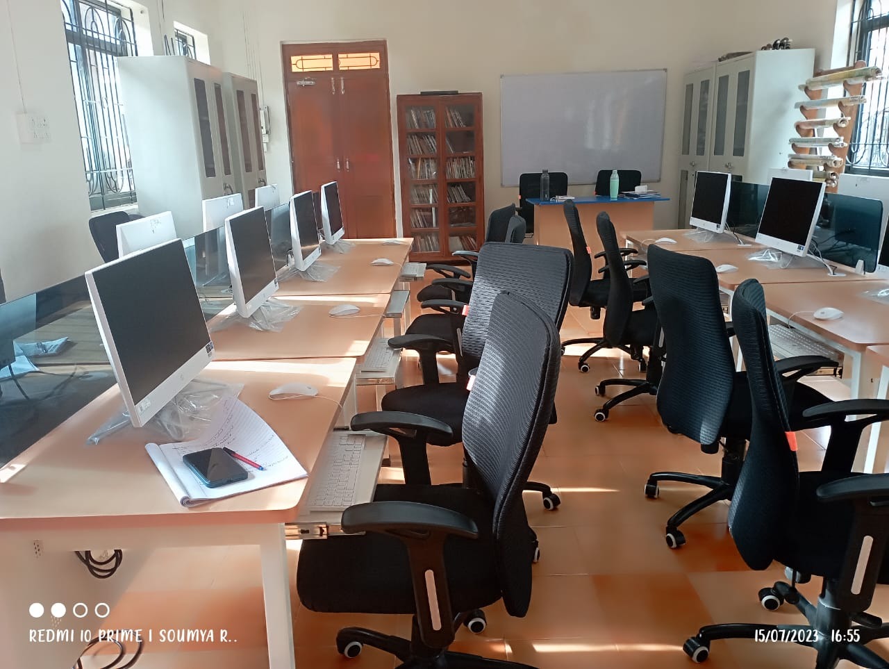 E-Library Center